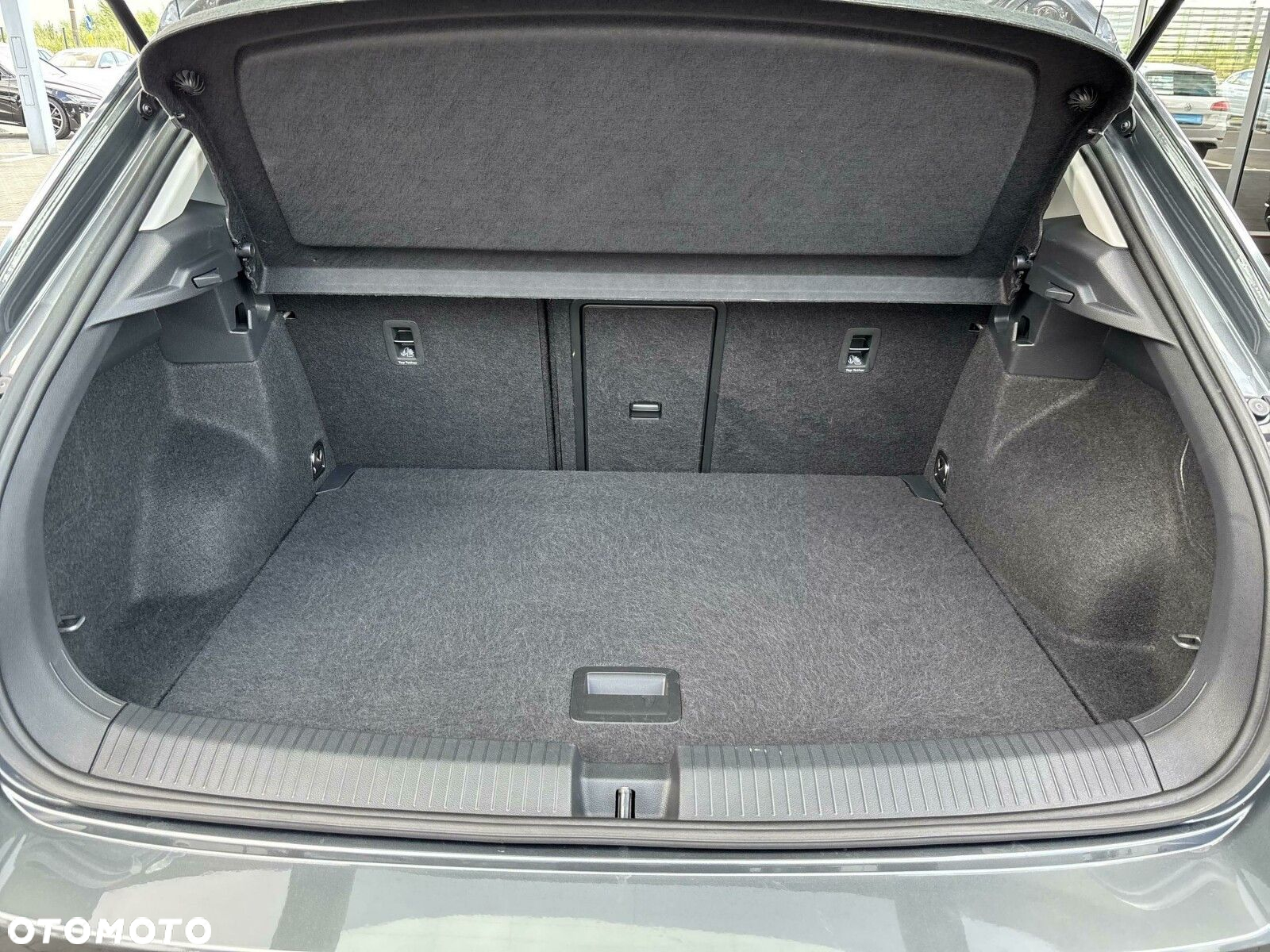 Volkswagen T-Roc 1.5 TSI Life DSG - 19