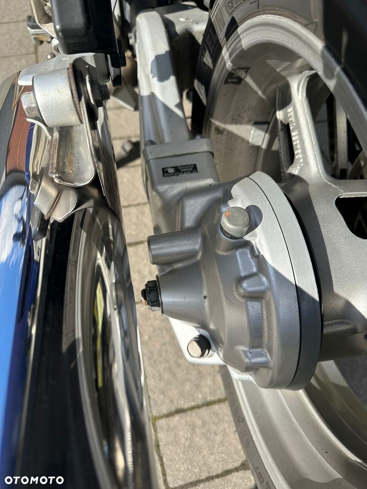 Yamaha FJR - 13