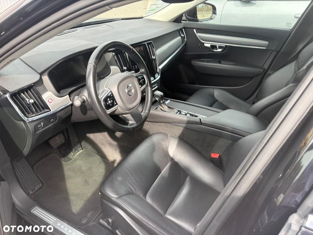 Volvo V90 - 3