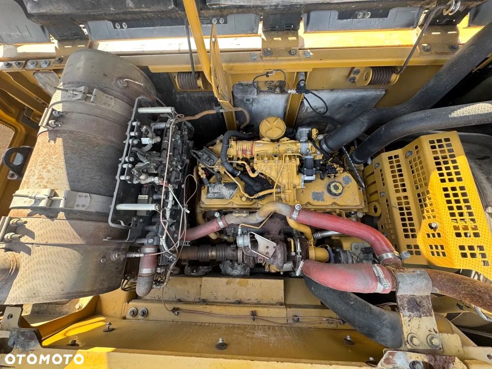 Caterpillar cat 329 - 8