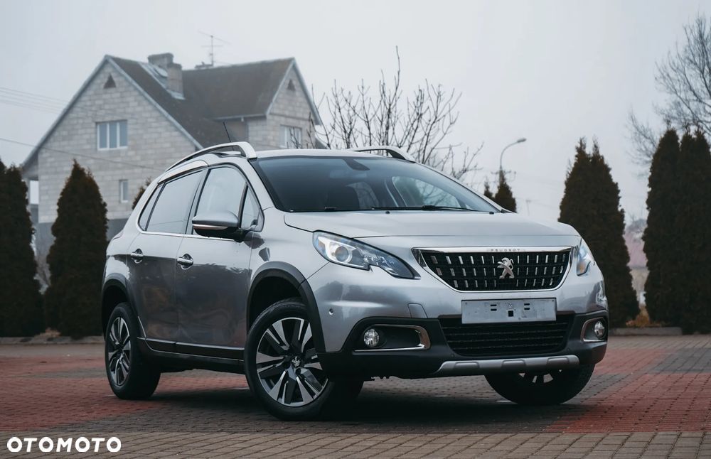 Peugeot 2008 PureTech 110 GPF Stop&Start EAT6 Allure - 5