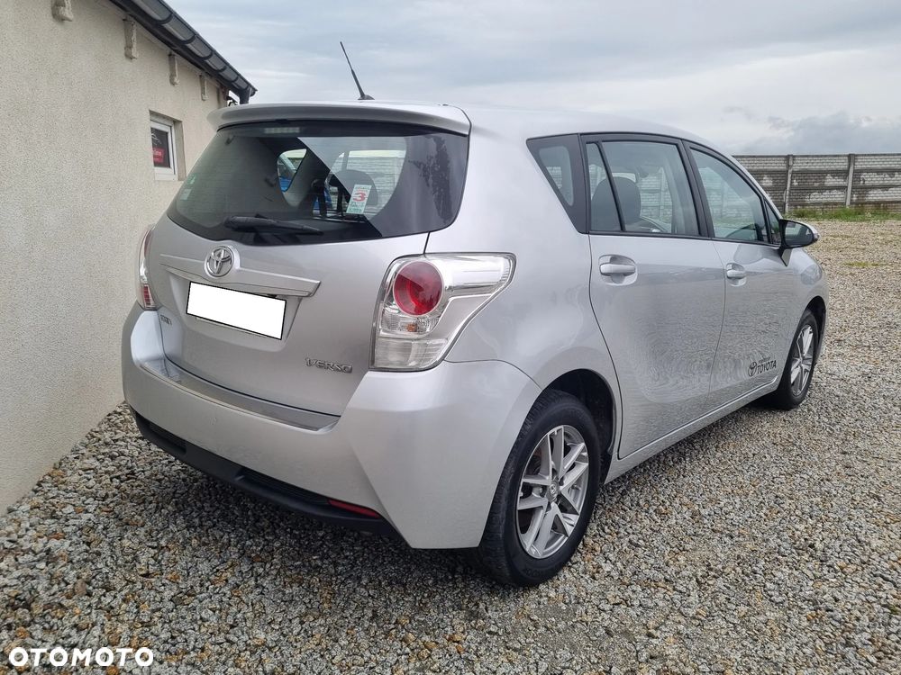 Toyota Verso 1.6 D-4D Premium EU6 - 5