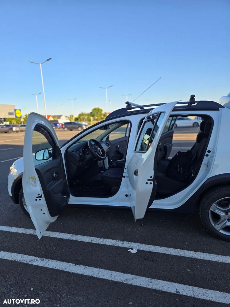 Dacia Sandero Stepway TCe 90 MT6 Essential - 7
