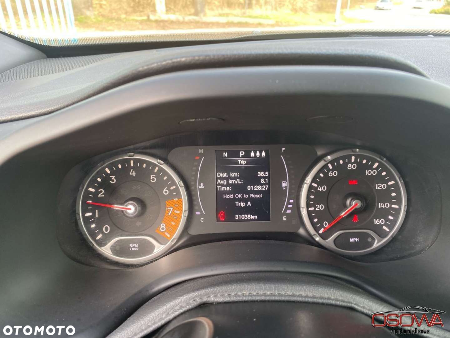 Jeep Renegade - 24