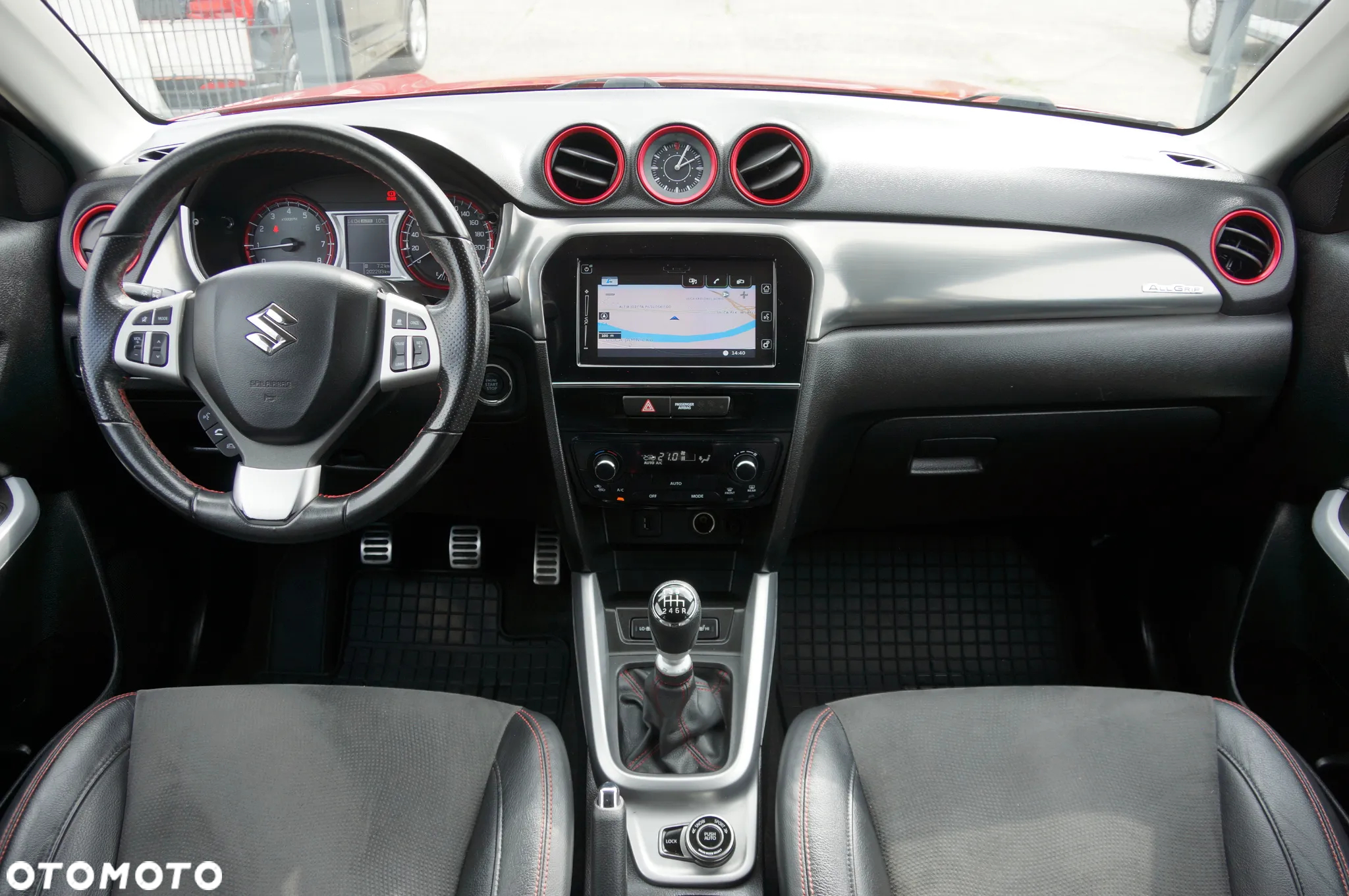 Suzuki Vitara 1.4 Boosterjet Premium 4WD - 11