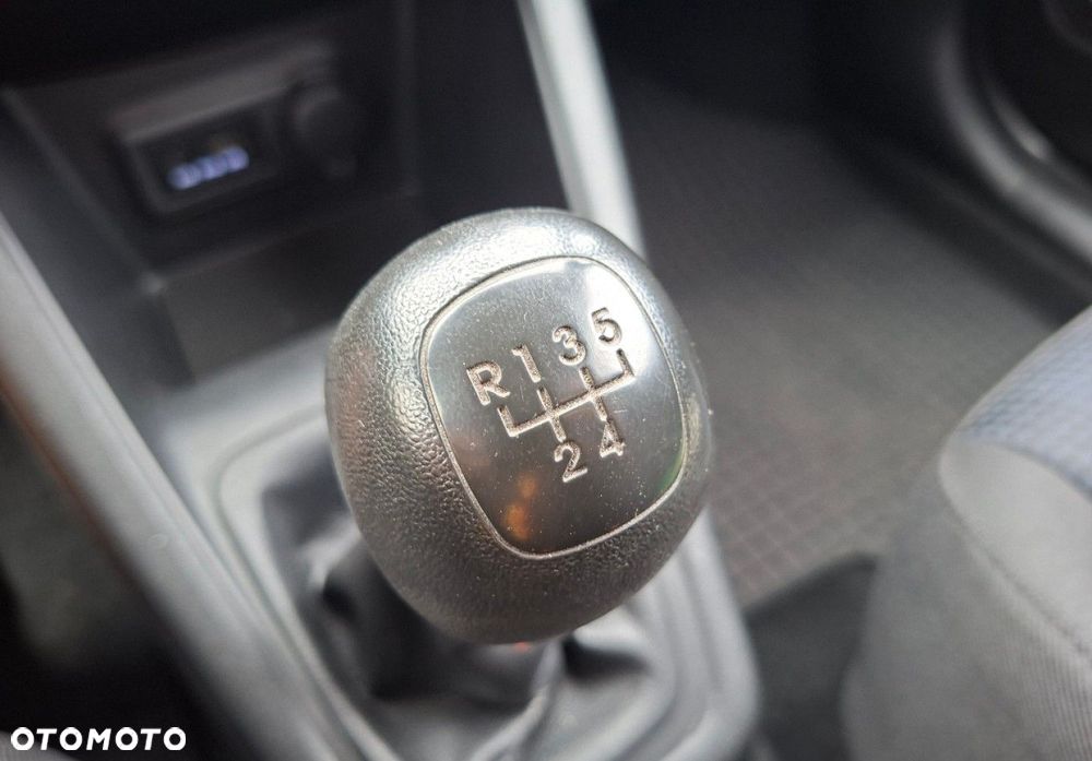 Hyundai ix20 - 28