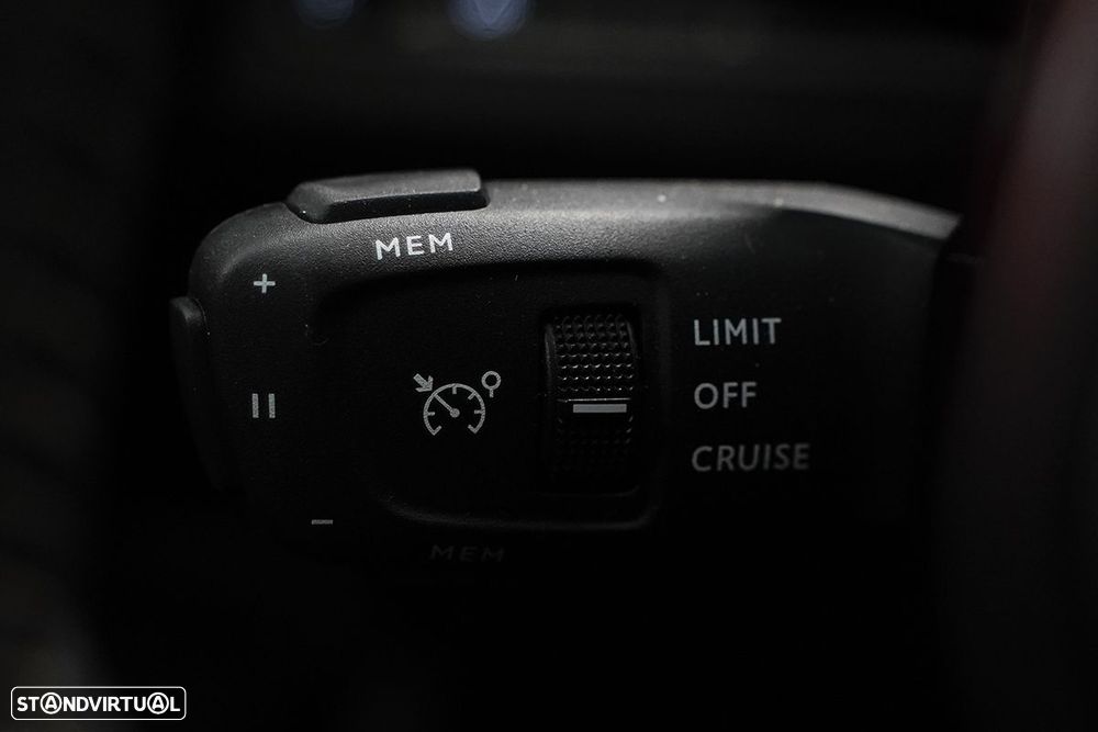 Peugeot 3008 1.2 Hybrid Allure Pack e-DCS6 - 16