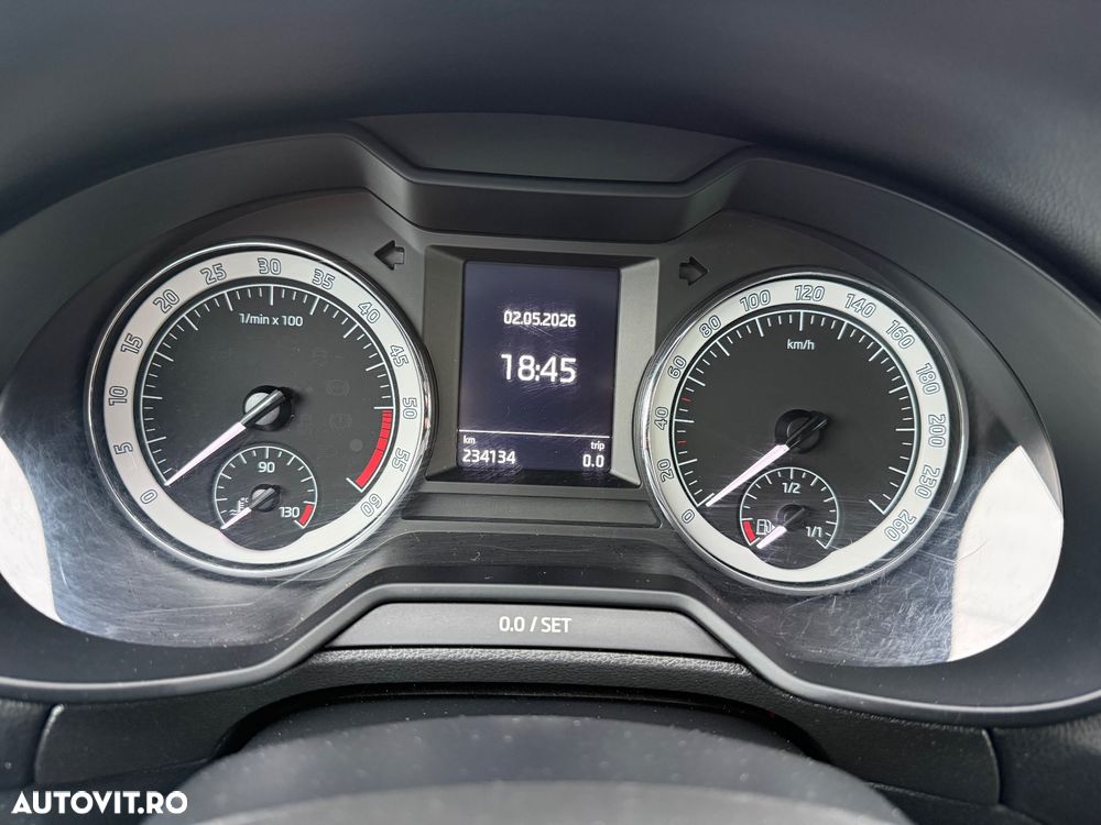 Skoda Octavia 2.0 TDI (Green tec) Ambition - 14