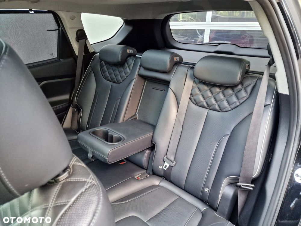 Hyundai Santa Fe - 33