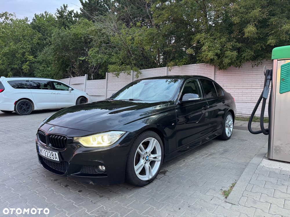 BMW Seria 3 318d - 13