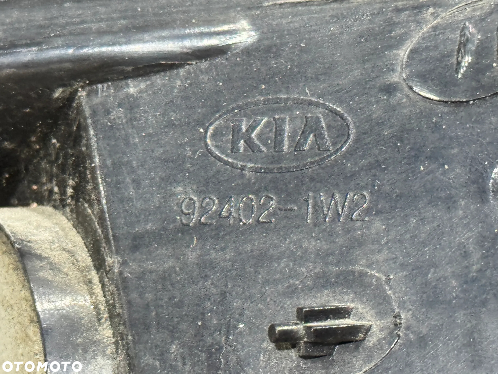 LAMPA PRAWA TYLNA PRAWY TYŁ KIA RIO III 92402-1W2 - 8
