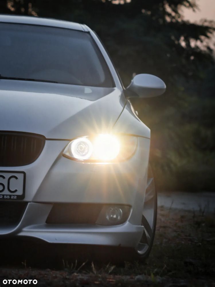 BMW Seria 3 320i - 15