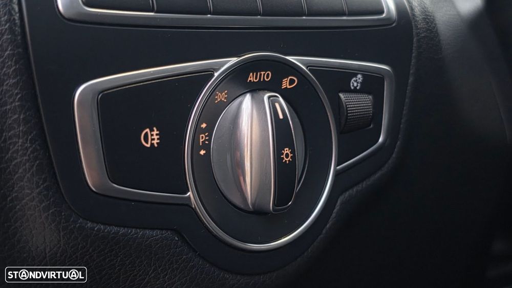 Mercedes-Benz C 63 AMG Standard - 27