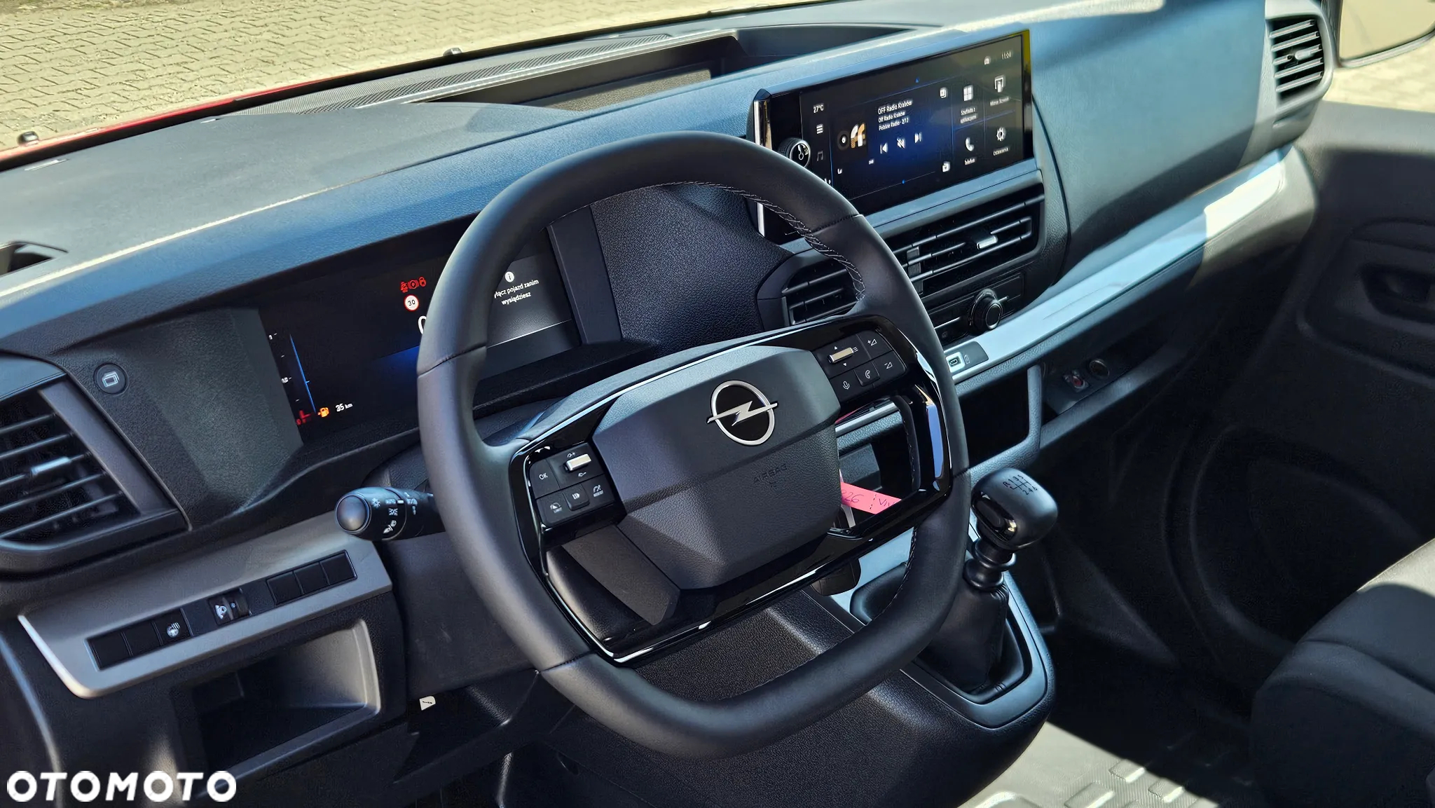 Opel Vivaro - 14