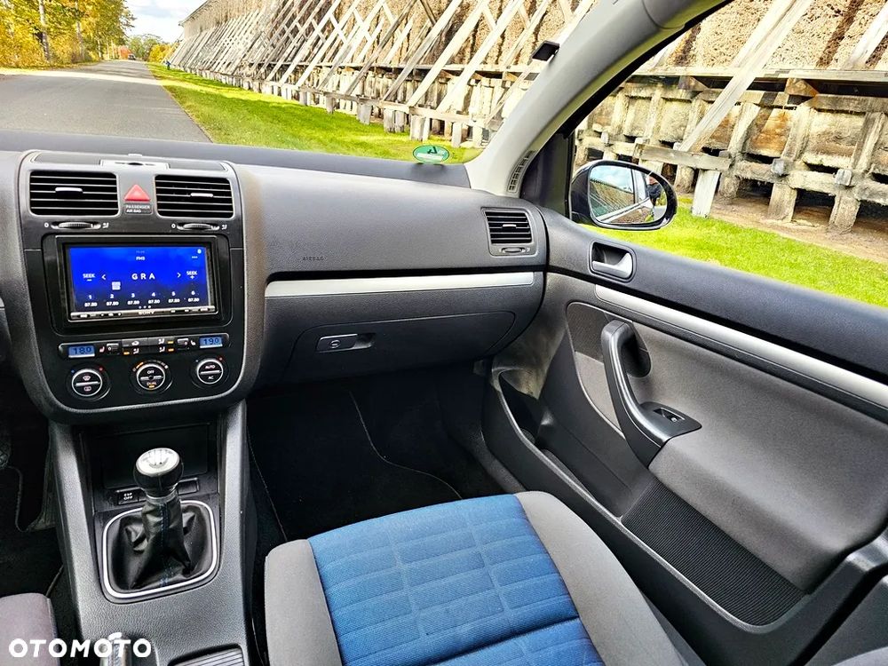 Volkswagen Golf IV 1.6 Comfortline - 21