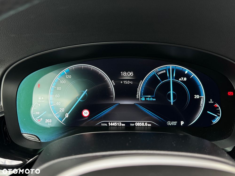 BMW Seria 5 520d xDrive M Sport sport - 26