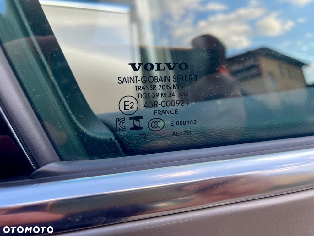 Volvo XC 60 T6 AWD Plug-In Hybrid Inscription Expression - 34