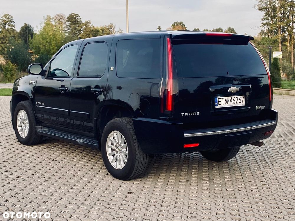 Chevrolet Tahoe - 5