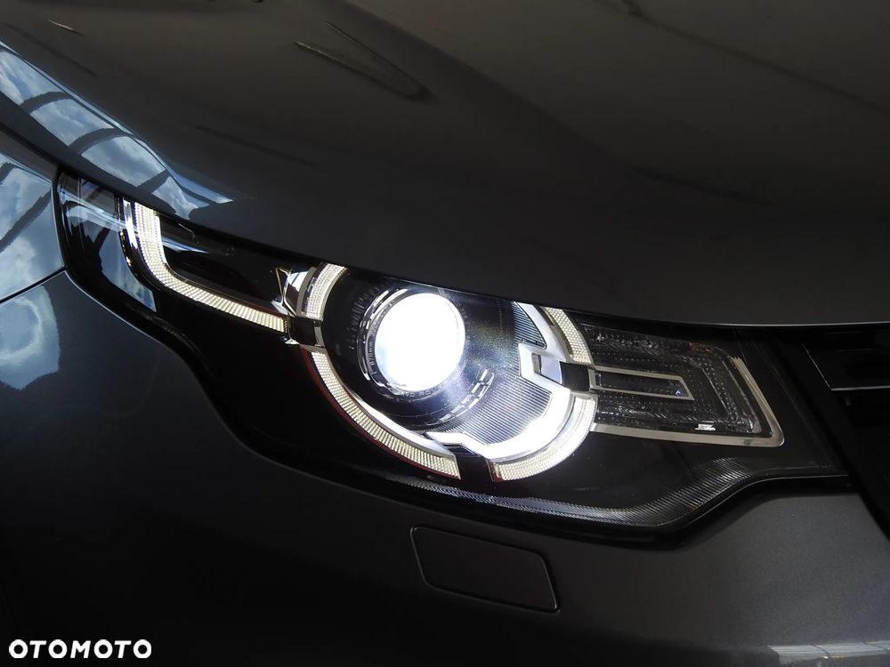 Land Rover Discovery Sport TD4 HSE Luxury - 32