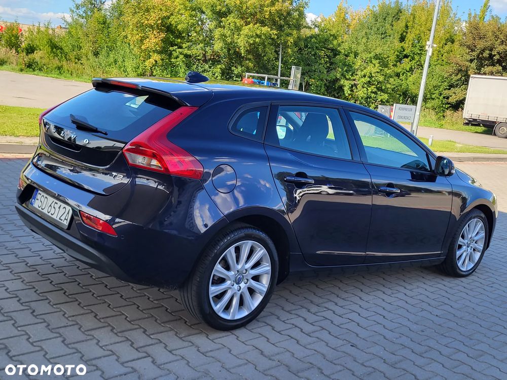 Volvo V40 T2 Momentum - 7