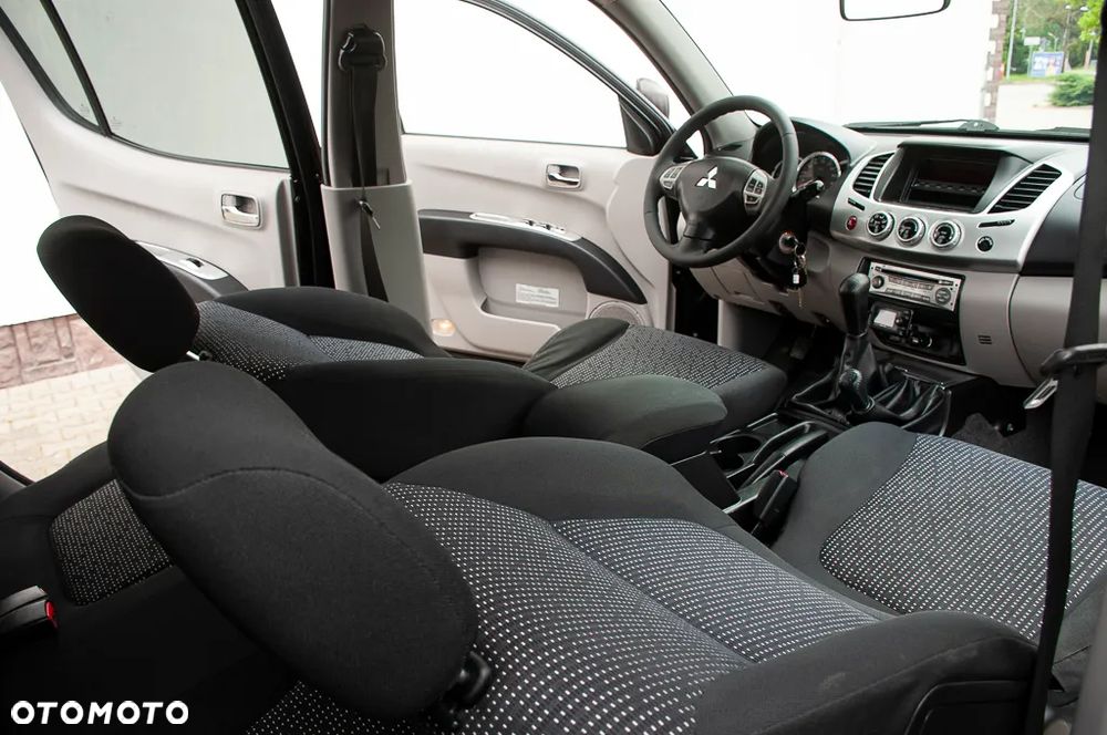 Mitsubishi L200 Pick Up 4x4 Intense Double Cab - 7