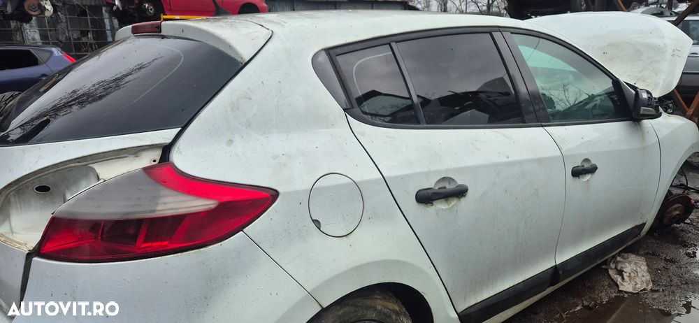Piese Renault Megane 3 hatchback / scurt 4 usi - 5
