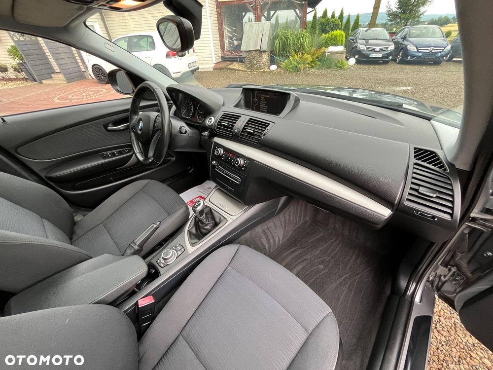 BMW Seria 1 - 37