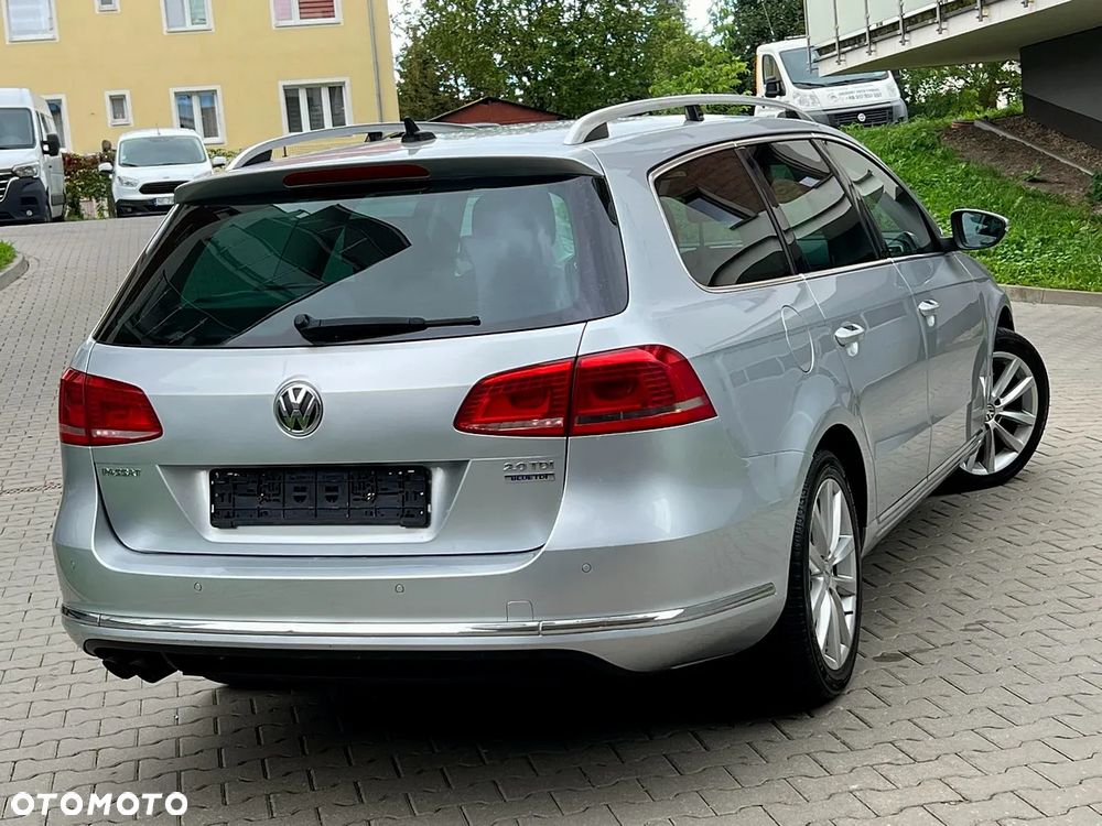 Volkswagen Passat 2.0 TDI Highline - 15