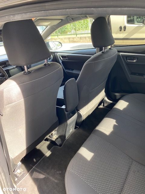 Toyota Corolla 1.6 Comfort - 13