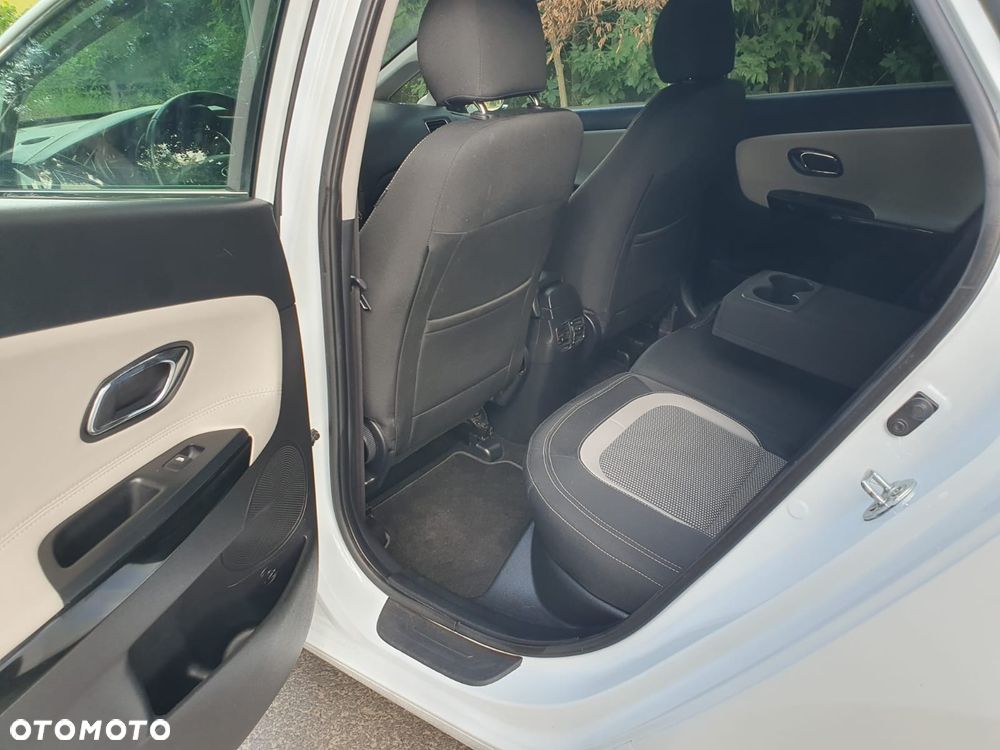 Kia Ceed 1.6 GDI XL - 13