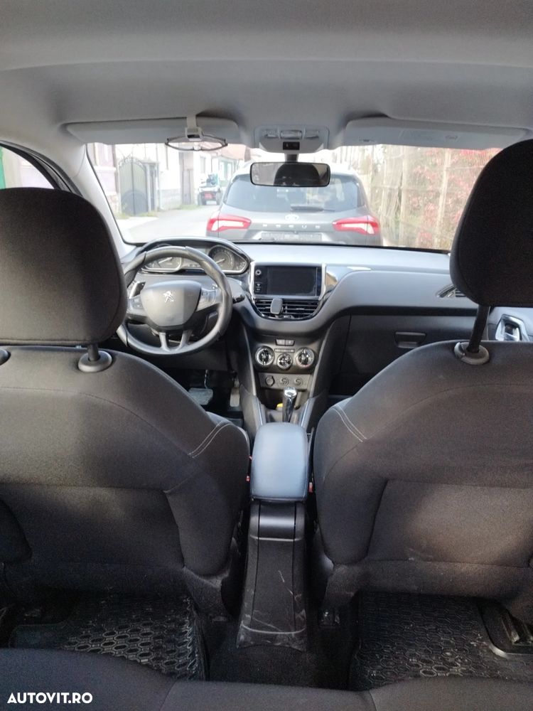 Peugeot 208 1.4 HDi FAP STT Active - 5