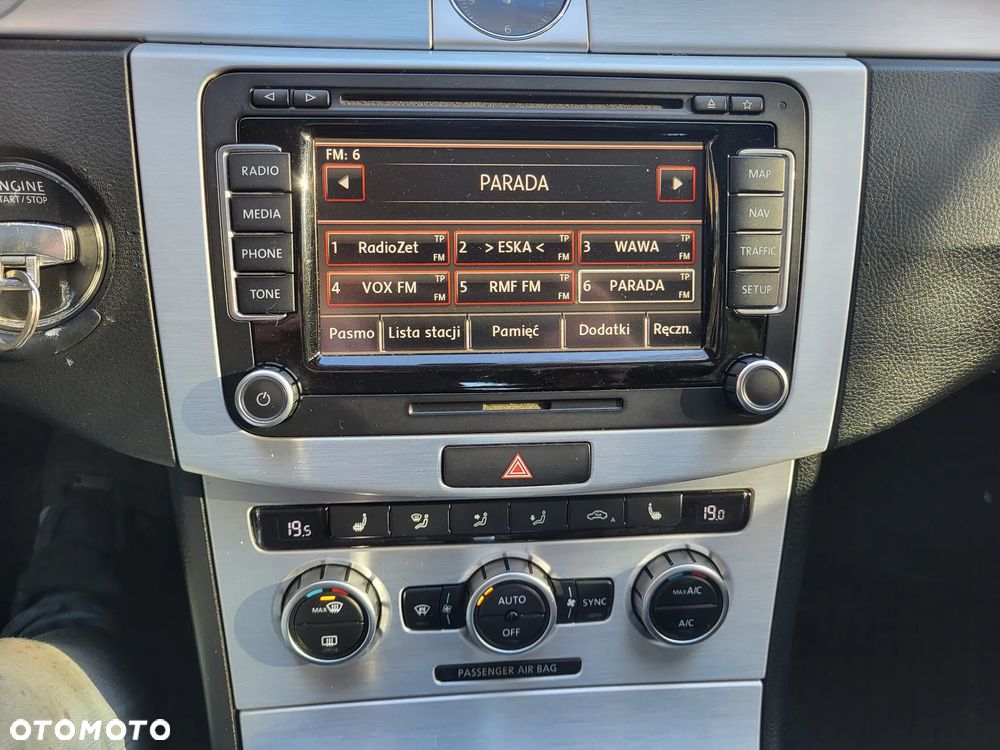 Volkswagen Passat 2.0 TDI Highline DSG - 13