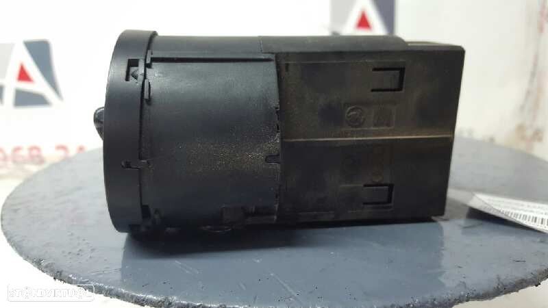 COMANDO DAS LUZES VOLKSWAGEN GOLF IV BERLINA (1J1) 1.9 TDI - 4