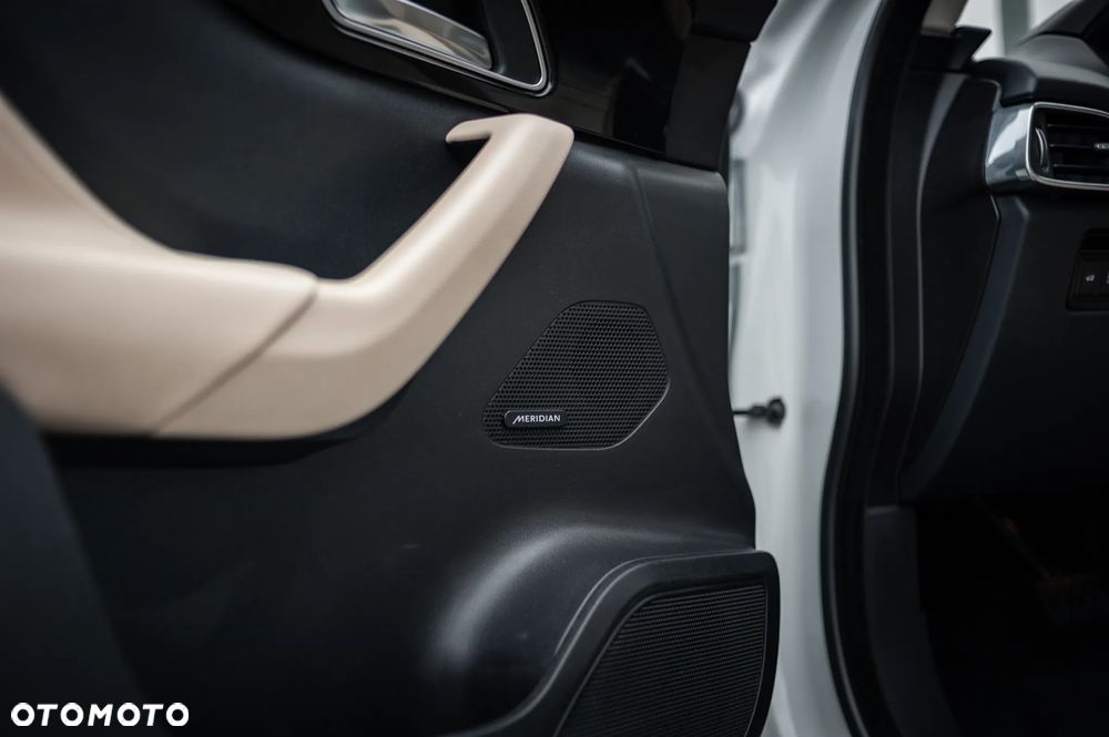 Jaguar F-Pace P250 AWD - 29