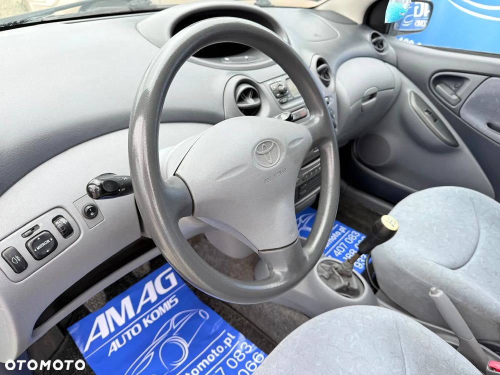 Toyota Yaris 1.0 Base - 14