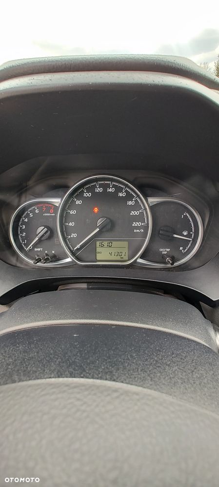 Toyota Yaris 1.0 VVT-i - 11