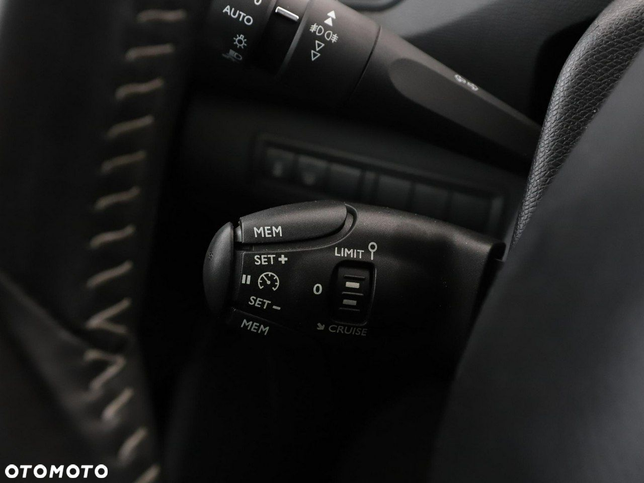 Peugeot 308 130 e-THP Stop & Start Allure - 31
