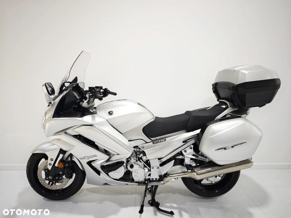Yamaha FJR - 5