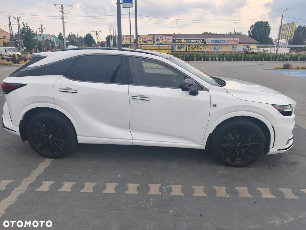 Lexus RX 500h F Sport - 11