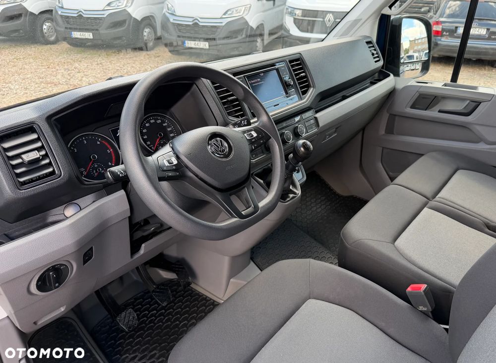 Volkswagen CRAFTER L2H1 Salon Polska Jak Nowy Pełny serwis ASO VW Trwał silnik 2.0TDI 140KM bez BiTurbo! Kamera cofania Parktroniki Przód oraz Tył, Fabryczna zabudowa przestrzeni ładunkowej, Homologacja VAT-1 Alarm, Tempomat z ogranicznikiem pręd.. MirrorLink, Android Auto, Apple Carplay, Ekran 6,5' - 18