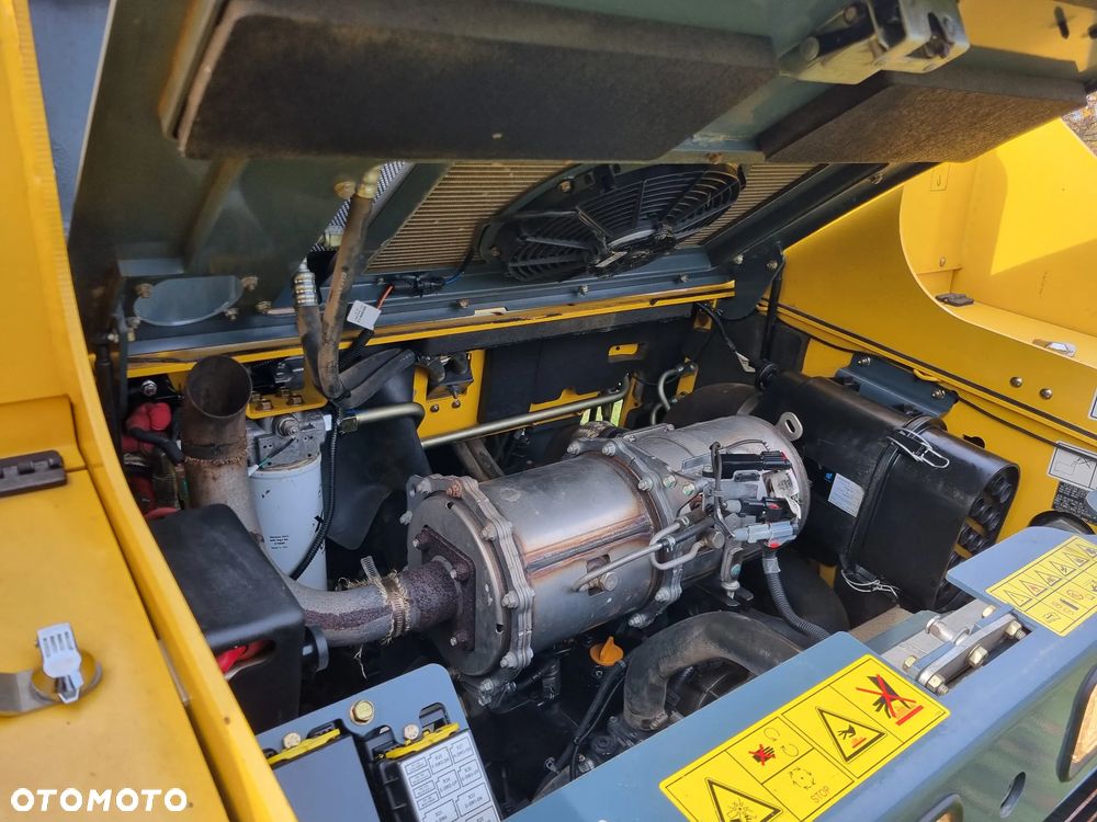 Gehl RT215 Udzwig 2,5 tony Amerykańska Ładowarka 2020rok silnik Yanmar 1900h z Norwegi jak Nowa Kamera Klima Potężna Moc - 8