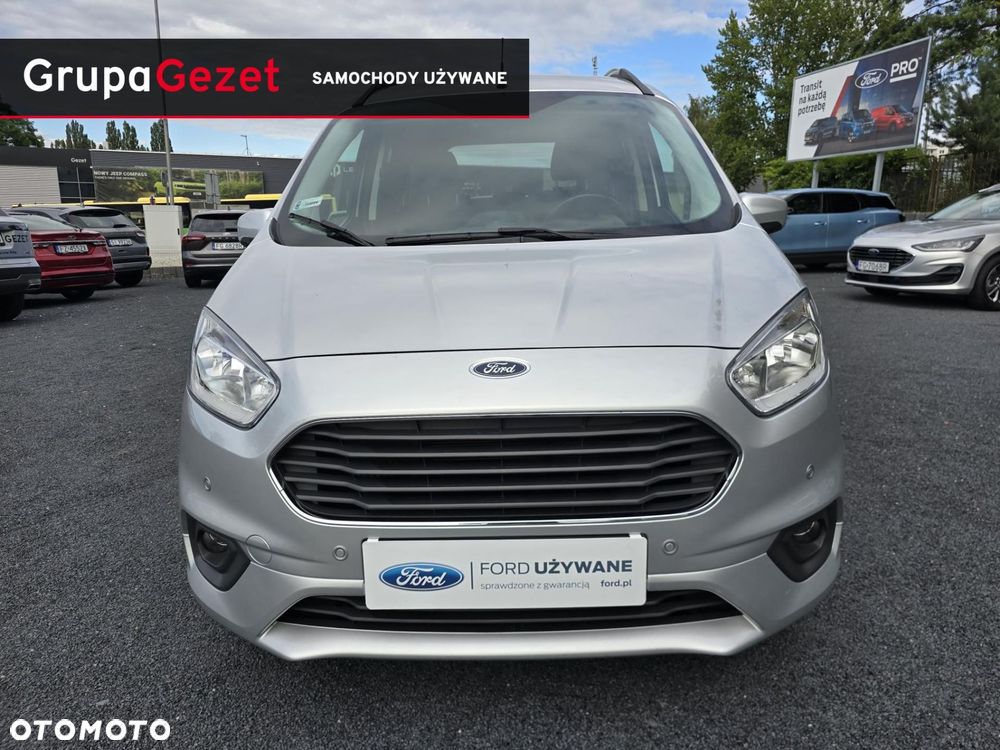 Ford Tourneo Courier - 2