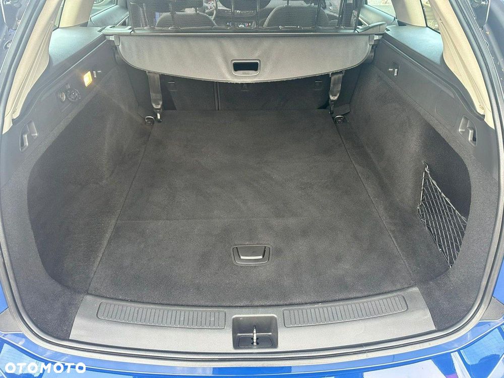 Opel Insignia - 34