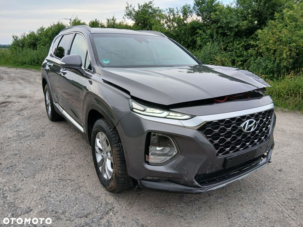 Hyundai Santa Fe - 4