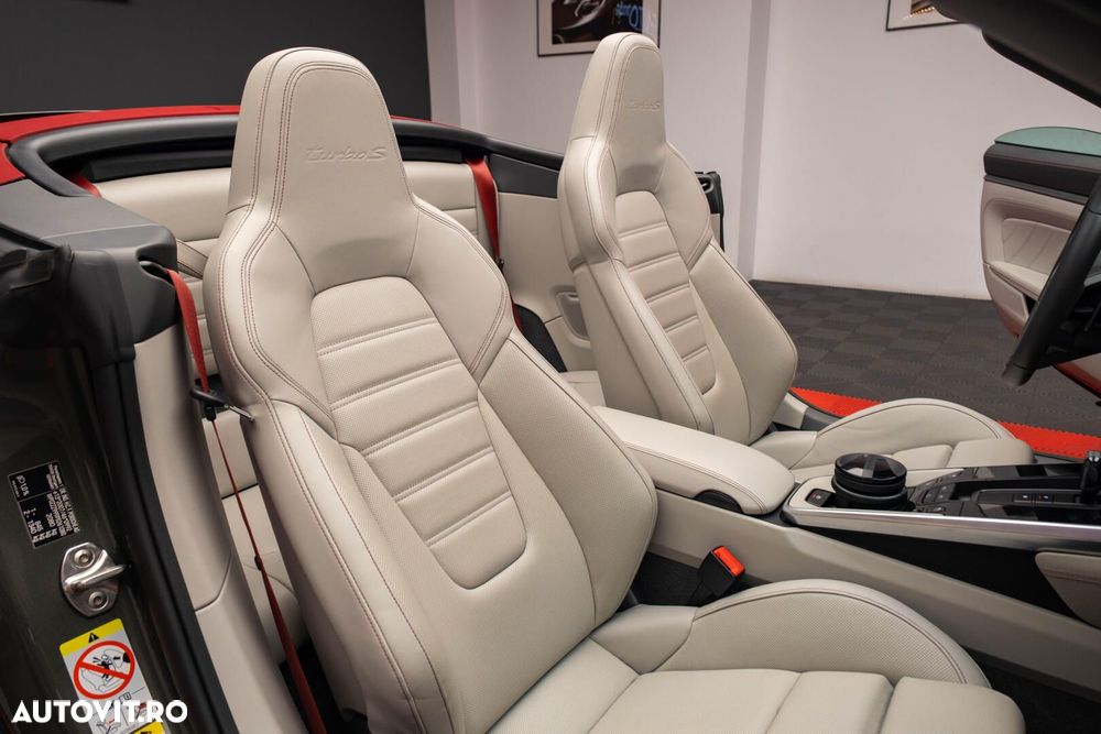 Porsche 911 - 16