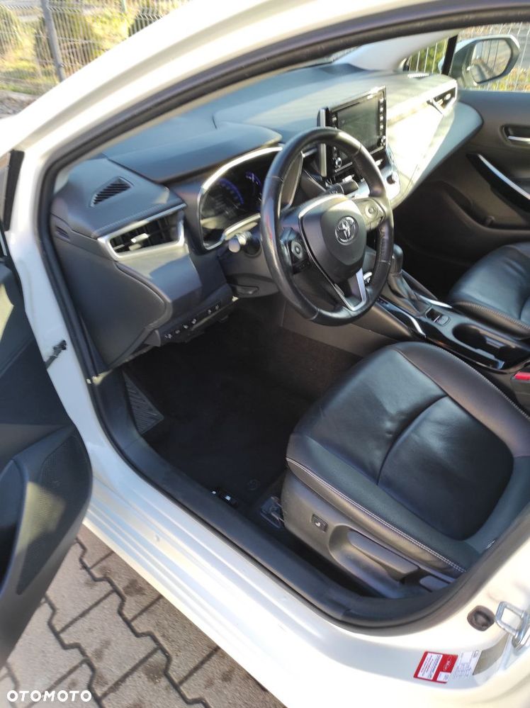 Toyota Corolla 1.8 Hybrid Executive - 22