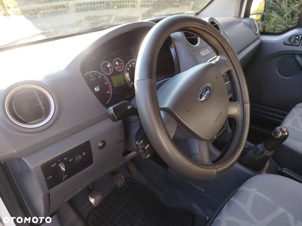 Ford Transit connect - 7
