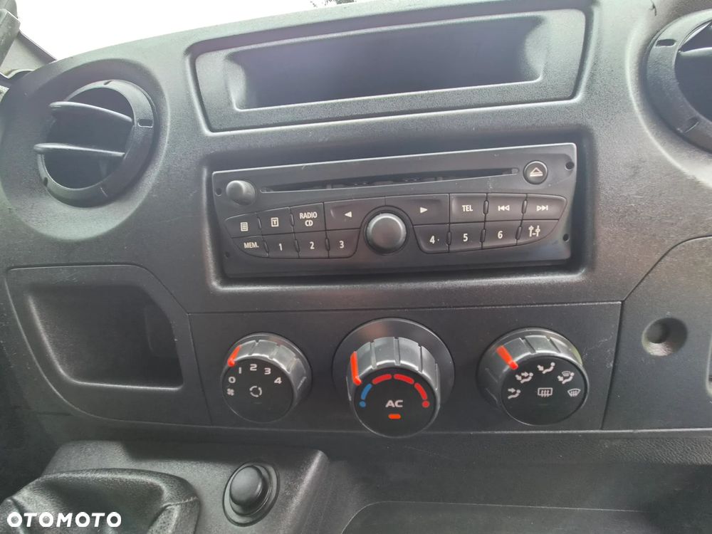 Renault Master - 30