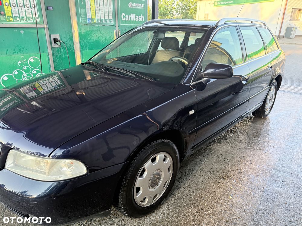 Audi A4 Avant - 4