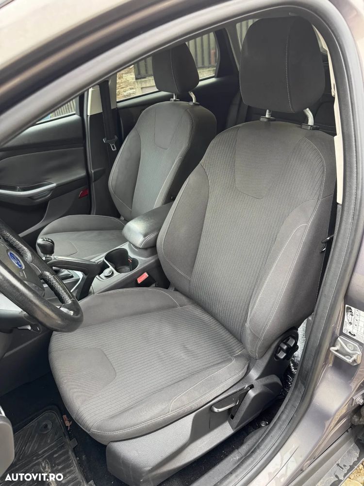 Ford Focus 1.6 TDCI DPF Trend - 9